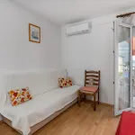 1 Bedroom Stunning In Appartamento *