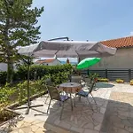 1 Bedroom Stunning In *
