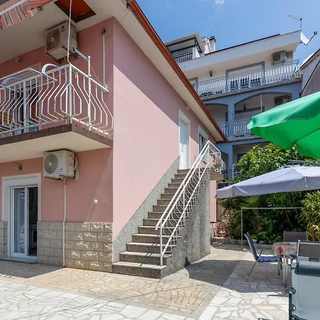 Appartamento 1 Bedroom Cozy In *