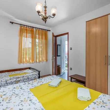1 Bedroom In 塞尔瑟