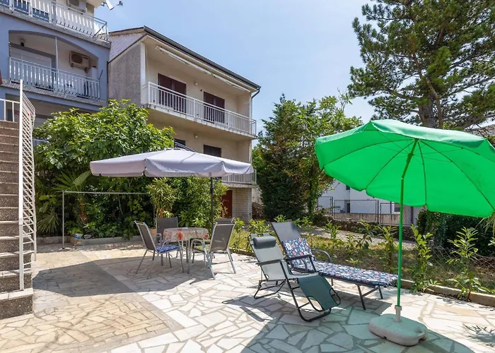 1 Bedroom In *
